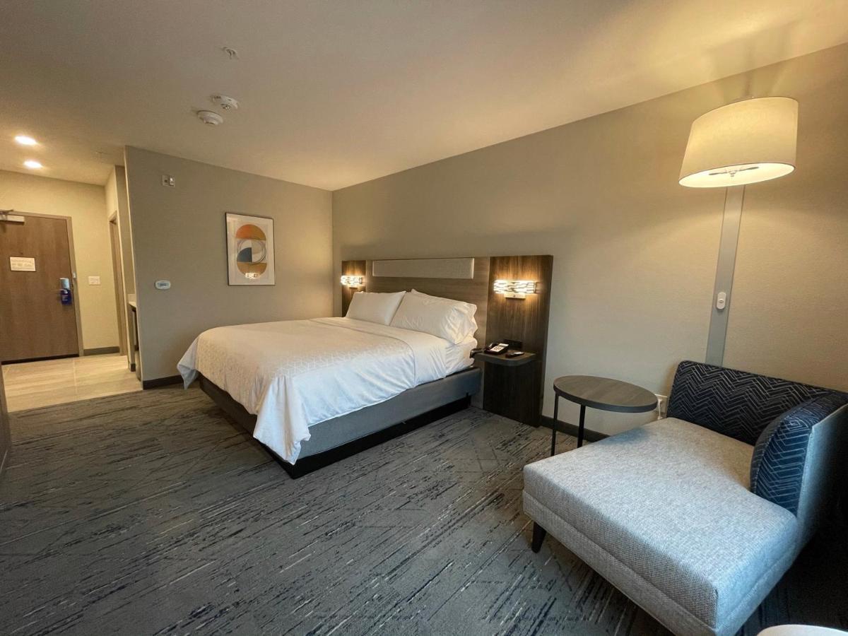 פורט סמית' Holiday Inn Express & Suites - Ft. Smith - Airport By Ihg מראה חיצוני תמונה